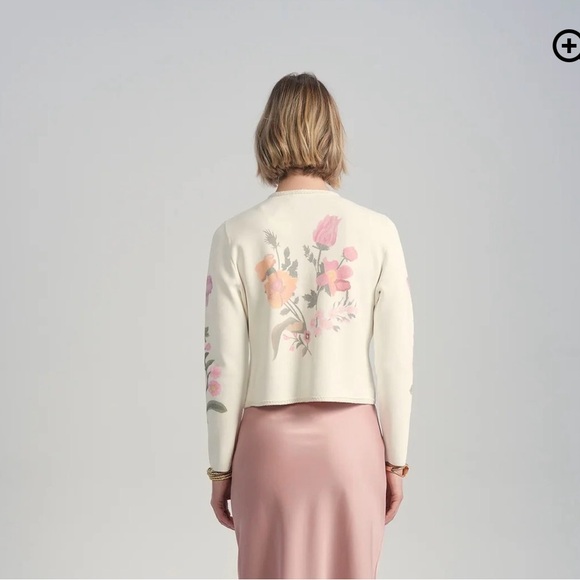 Aleeza Paris XL Glanville Floral Embroidered Ivory Cardigan with Pink Blooms - Picture 4 of 4